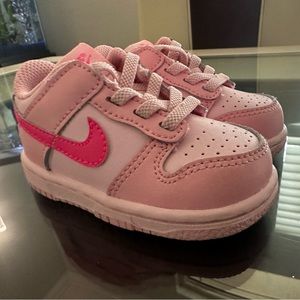 Pink Nike dunks